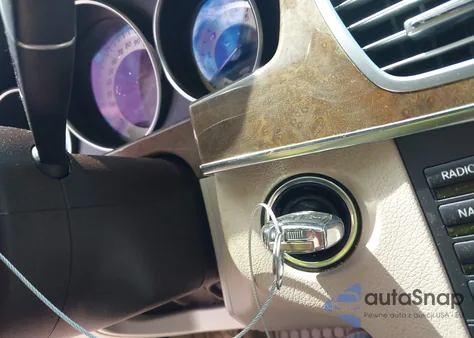 2014 Mercedes-Benz E 350 4Matic из США, поврежденный, VIN WDDHF8JBXEA838754